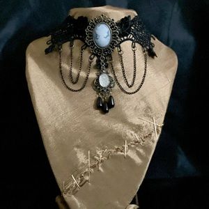 Goth Choker/ Lace Choker/ Vintage Choker